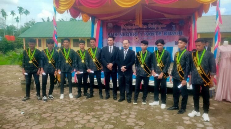 Terbongkar Pengutipan Uang Perpisahan Siswa SMKN Pante Bidari