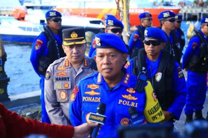 
					Ditpolairud Polda Bali Siagakan Dua Kapal dan Tiga Helikopter Amankan KTT WWF