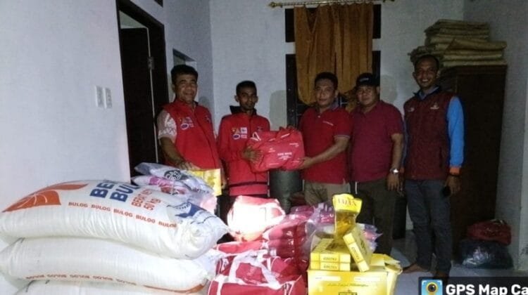 Bantuan masa panik dibagikan kepada korban kebakaran
