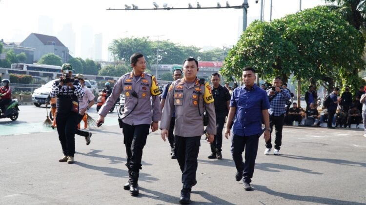 Polisi Kerahkan 2.013 Personel Tanpa Senjata Api, Amankan Aksi Unjuk Rasa di DPR/MPR RI