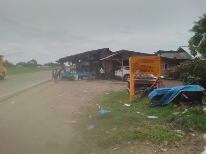 
					Titik relokasi area PT.PGE belum dapat dikatagorikan jadi potensi pasar, Pedagang hanya bisa pasrah