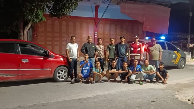 Kapolsek Medang Deras Tindak Lanjuti Kewaspadaan Malam dengan Patroli Antisipasi Tawuran