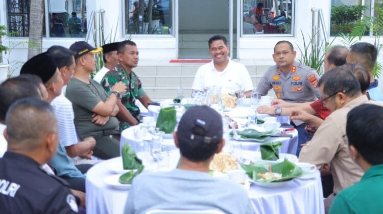 Pj Walikota Lhokseumawe Sesalkan Masyarakat Masih Buang Sampah Sembarangan