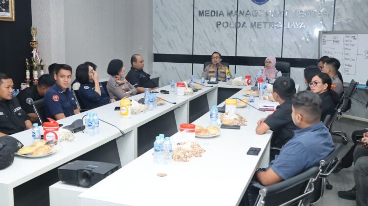 Tingkatkan Kemampuan Personel, Polda Metro Jaya Gelar Latkatpuan Dibidang Kehumasan