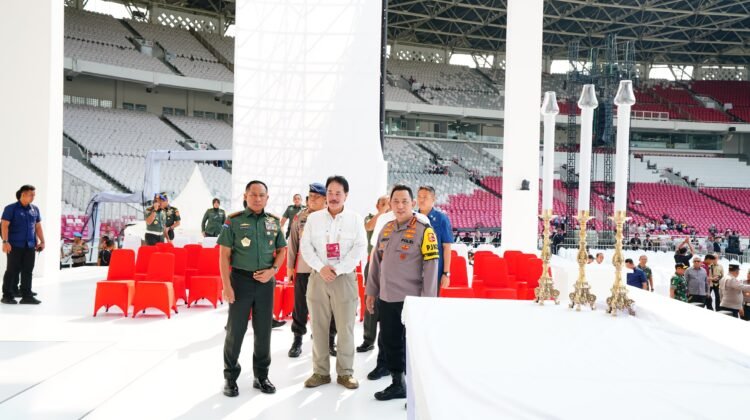 Tinjau Kesiapan Pengamanan, Kapolri Instruksikan Warga Terlayani dengan Baik saat Misa Agung Paus Fransiskus