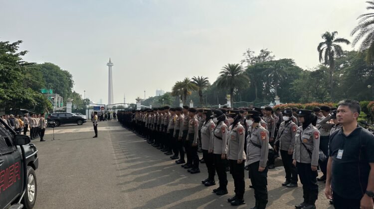 Polisi Kerahkan 1.270 Personel Amankan Aksi Buruh di Patung Kuda