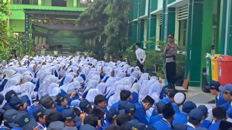 Tumbuhkan Rasa Cinta Tanah Air Dan Nasionalisme, Polisi Gencarkan Gerakan Anti Tawuran