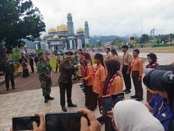 
					Kodim 0108 Agara Peringati HUT ke-79 TNI dengan Hikmat, Ini Kata Dandim