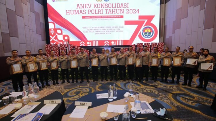 Bid Humas Polda Metro Jaya Raih Penghargaan Amplifikasi Terbaik Zona I