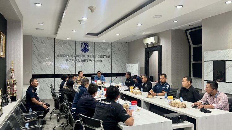Sukseskan Pilkada 2024, Bidhumas Polda Metro Gelar Pelatihan Matangkan Strategi Komunikasi Publik