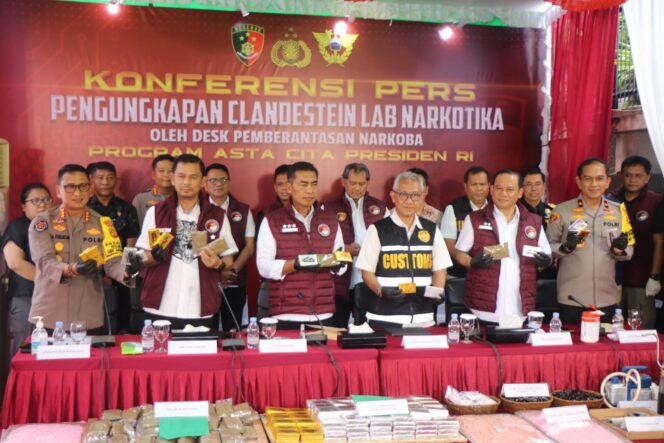 
					Polri Bongkar Jaringan Clandestine Lab Narkoba Senilai Rp 1,5 Triliun di Bali