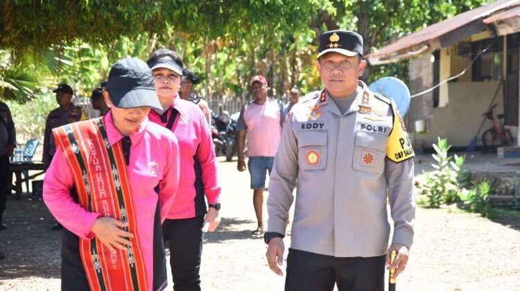 Ketum Bhayangkari Pusat Kembali Salurkan Ribuan Paket Bansos di Maluku Barat Daya