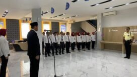 BRI Branch Office Lubuk Pakam memperingati Hari Pahlawan dengan melaksanakan upacara di Kantor BO Lubuk Pakam, Deli Serdang pada Minggu (10/11/2024).