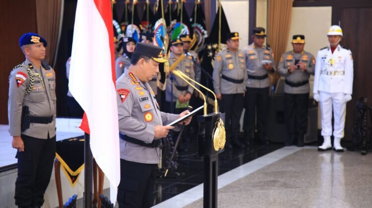 Polri Gelar Upacara Korps Raport Kenaikan Pangkat Pejabat Tinggi