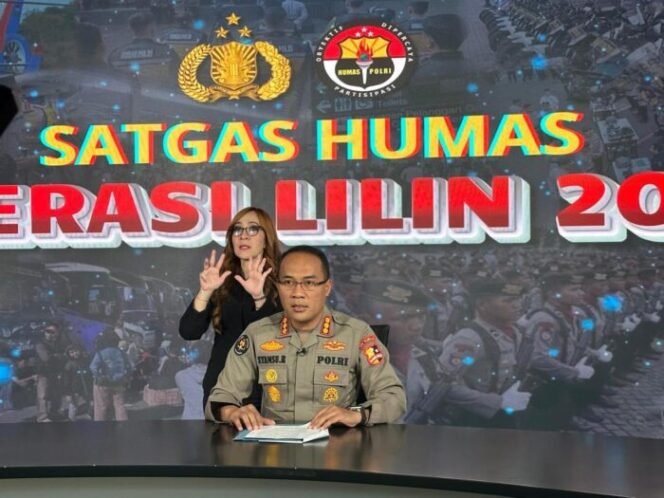 
					Update Operasi Lilin 2024, Polri : Situasi Lalu Lintas dan Kamseltibcarlantas Aman Terkendali