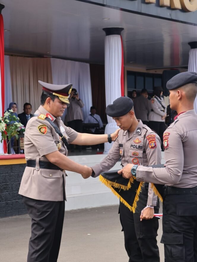 
					Wakapolda Metro Jaya Pimpin Penutupan Pendidikan dan Pelantikan Bintara Polri Gelombang II TA 2024