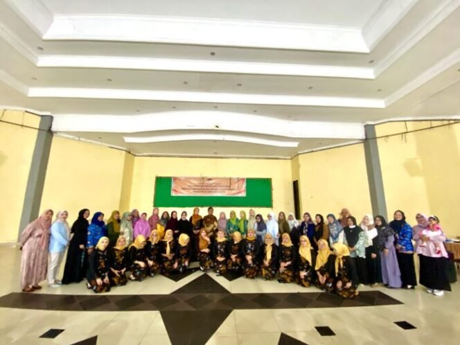 
					Ajang Silaturahmi Antar Pengurus, DWP Dinas Kehutanan Kaltim Selenggarakan Pertemuan Bulanan Rutin