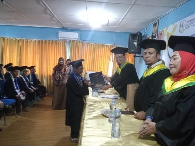 
					Wisuda Sekolah Lansia di Aceh Tenggara, Wujudkan Lansia SMART