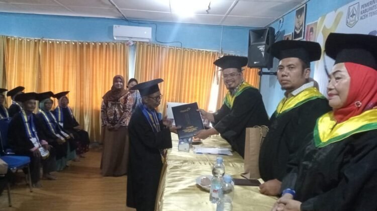 Wisuda Sekolah Lansia di Aceh Tenggara, Wujudkan Lansia SMART