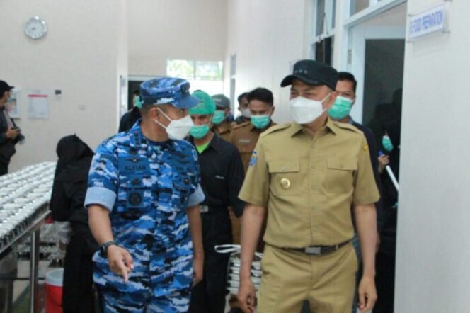 
					Mulai Hari Ini, Dapur SPPG Lanud Husein Sastranegara Siapkan Makanan Bergizi Untuk Pelajar