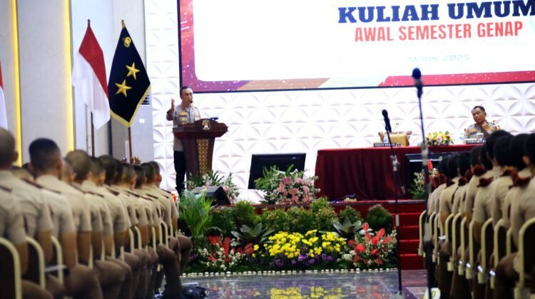 Kadiv Humas: Taruna Akpol Harus Jadi Agen Cooling System Sebagai Pengemban Fungsi Kehumasan