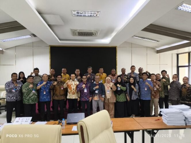 
					Pj Bupati bersama Forkopimda Aceh Tenggara bertempat di gedung Itjen Kemendagri, Jalan Medan Merdeka Timur, Gambir, Jakarta.