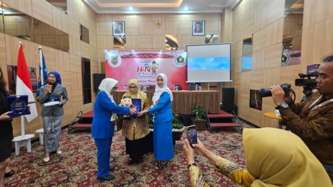
					Seminar Nasional IKWI di HPN 2025, Pesan Andi Dasmawati pada Istri Wartawan