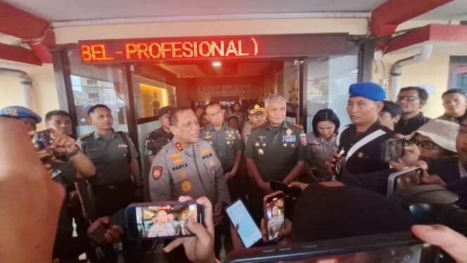 
					Mapolres Tarakan Diserang Oknum, Polri-TNI Tegaskan Tetap Solid