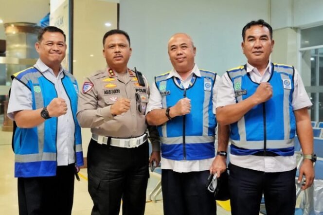 
					Kakorlantas Polri Tinjau Kesiapan Operasi Ketupat 2025 di Kota Wisata Batu