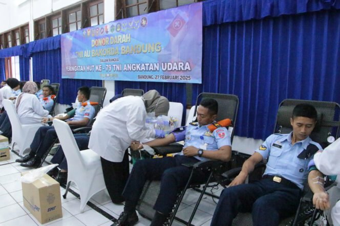 
					TNI AU Bakorda Bandung Gelar Donor Darah