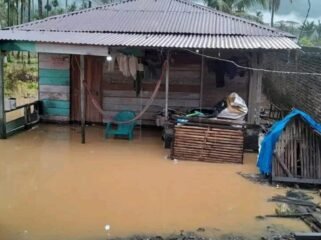 Salah Satu Rumah Warga di desa Lawe hijo terendam banjir.