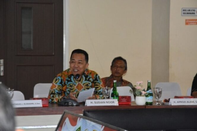 
					Sudian Noor Pertanyaan Jenis dan Type Pesawat Lion, Berangkatkan Calon Jemaah Haji Embarkasi Banjarmasin