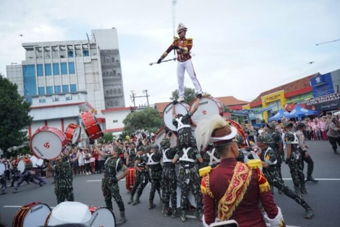 
					Sosialisasi Rekrutmen Terpadu Polri di CFD Semarang: Masuk Polisi Gratis!