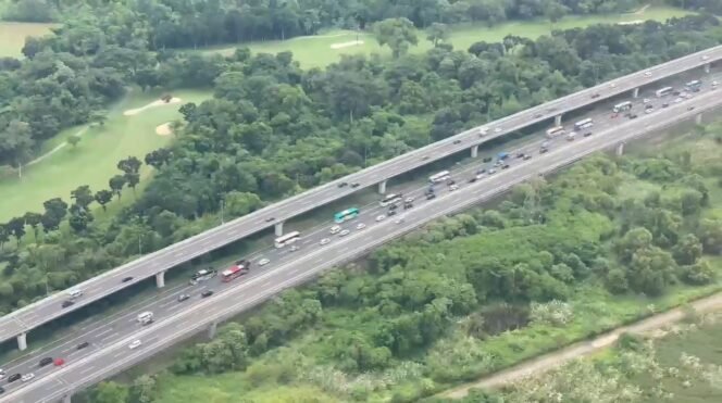 
					Kapolri Pantau Jalur Mudik Via Udara