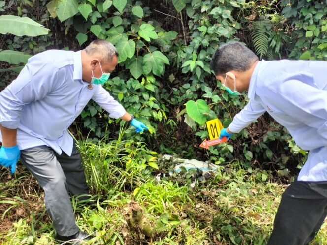 
					Oknum TNI AL Diduga Bunuh Pengusaha Mobil Rental Krueng Geukueh, Mayat Dibuang ke Gunung Salak