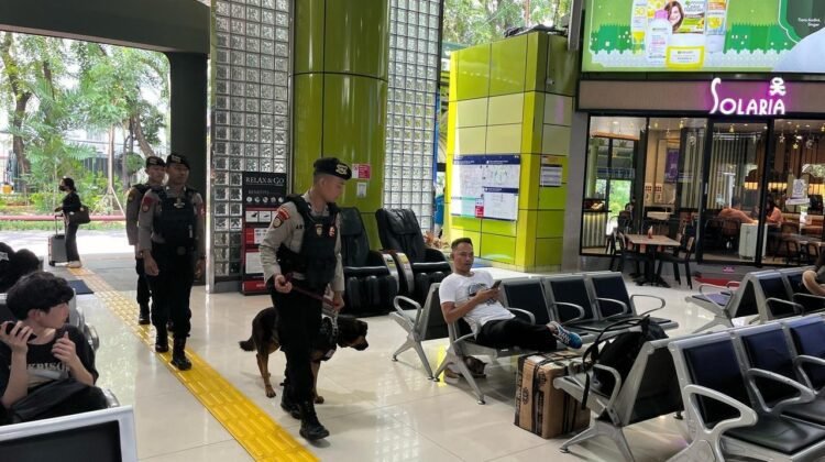 SAS K9: Polri Gunakan Teknologi Digital Awasi Satwa Kepolisian Selama Operasi Ketupat 2025
