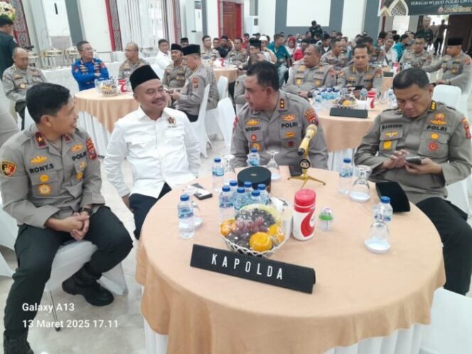 
					Kapoldasu Berharap Wartawan Menyajikan Berita TAP, Ketua PWI Sumut: Wartawan Butuh Informasi