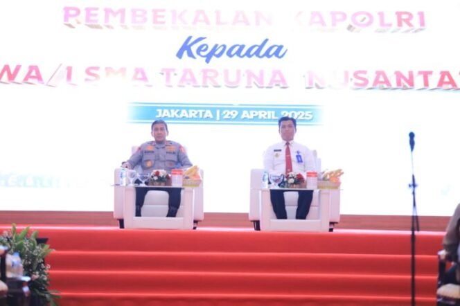 
					Pelajar SMA Taruna Nusantara Kunjungi STIK Polri, Kenali Dunia Kepolisian Lebih Dekat