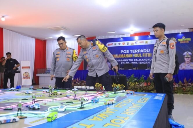 
					Polri Lakukan Pemantauan Udara Arus Balik, Sistem One Way Berlaku Lancar Hingga Kalikangkung