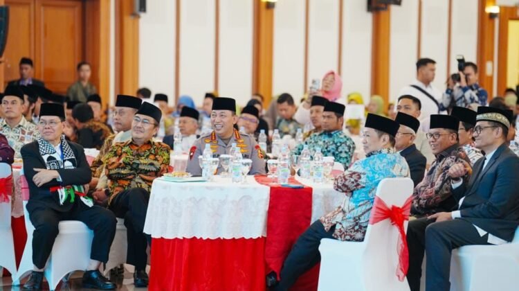 Kapolri Hadiri Silaturahmi Ormas-Ormas Islam dan Halal Bihalal MUI, Komitmen Perkuat Ukhuwah Bangsa