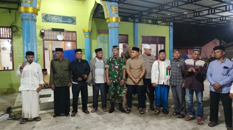 Pawai Obor Semarakkan Malam Takbiran Idulfitri di Kecamatan Lawe Sumur
