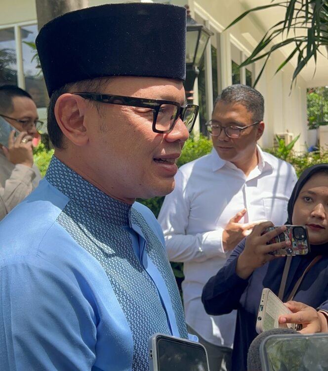 
					Wamendagri Apresiasi Polri Atas Inovasi Rekayasa Arus Mudik
