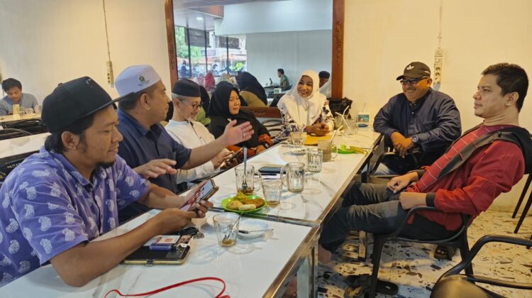 Puluhan Warga Langsa Mengaku Rugi Puluhan milyar Akibat Transaksi Emas