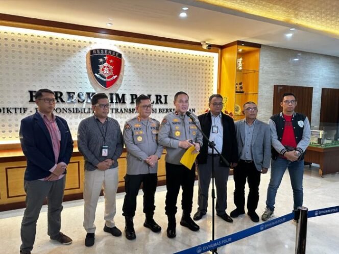 
					Polri Tangguhkan Penahanan Mahasiswi Pemilik Akun X Terkait Kasus Dugaan Manipulasi Dokumen Elektronik