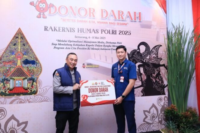 
					Rakernis Humas Polri 2025 Dibuka dengan Bakti Sosial dan Bakti Kesehatan di Akpol Semarang