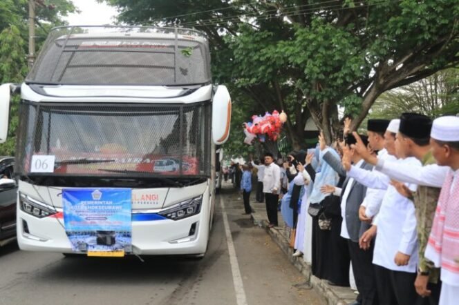
					“Tangis Haru di Pagi Itu: Ketika Lhokseumawe Melepas Para Tamu Allah”