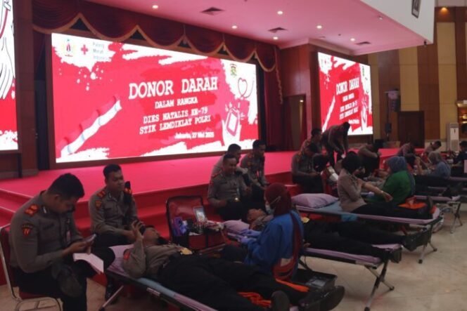 
					STIK Lemdiklat Polri Gelar Donor Darah Sambut Dies Natalis ke-79