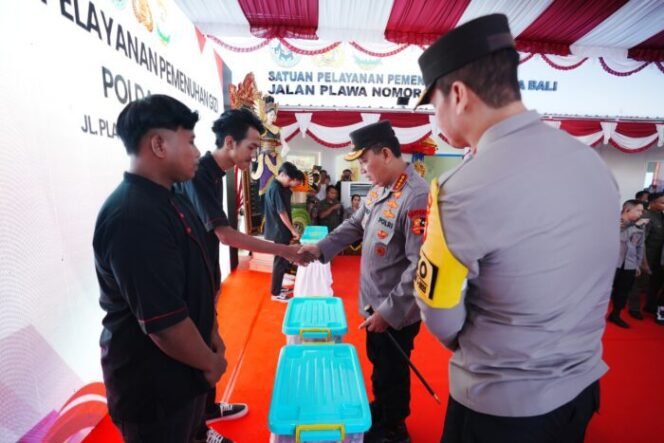 
					Kapolri Tinjau SPPG Polda Bali, Pastikan Dukung Program MBG Pemerintah