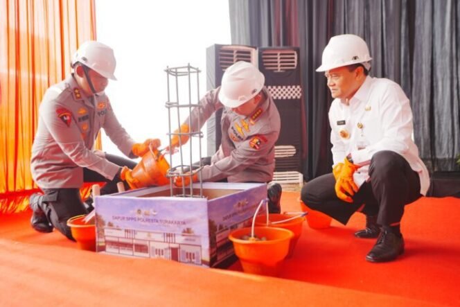 
					Kapolri Groundbreaking 24 SPPG Jateng, Dukung Penuh Program MBG