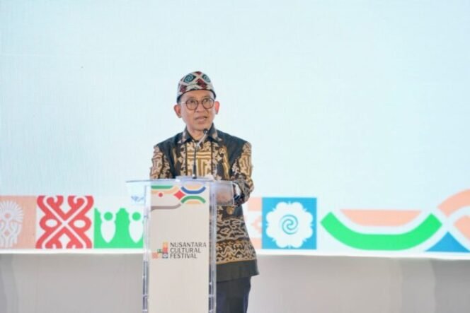 
					Fadli Zon Menjawab Soal “Perkosaan Massal” pada Kerusuhan 13-14 Mei 1998